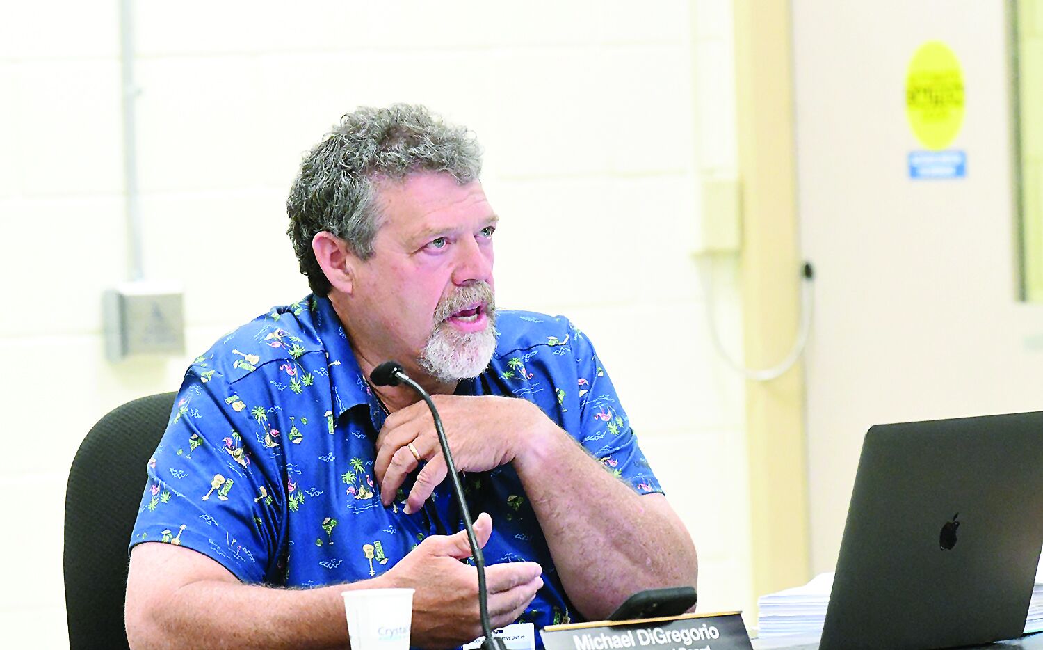Board passes policy limiting public comment to 3 minutes